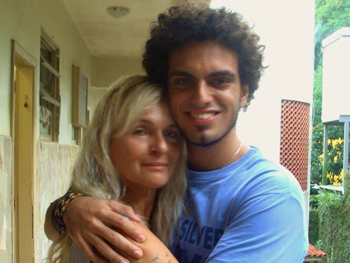 Rian Brito de Oliveira Paula, neto de Chico Anysio, com sua mãe, Marcia Brito Rian Brito de Oliveira Paula, neto de Chico Anysio, com sua mãe, Marcia Brito
