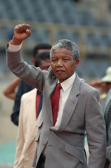 1990 - Nelson Mandela, alguns dias após sair da prisão