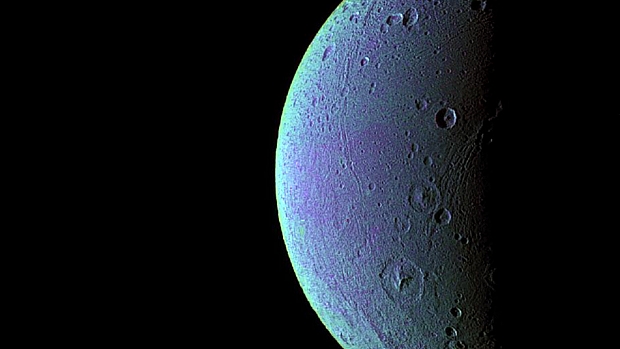 Cientistas duvidavam que Dione pudesse abrigar uma atmosfera