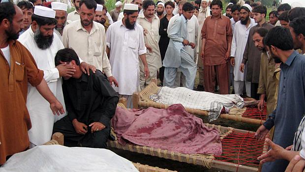 Vìtimas de explosão em Jandol no Paquistão no dia 16 de setembro de 2012