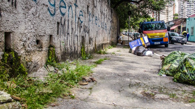 <p>Outra nascente do Rio Saracura, na Rua Almirante Marques de Leão</p>