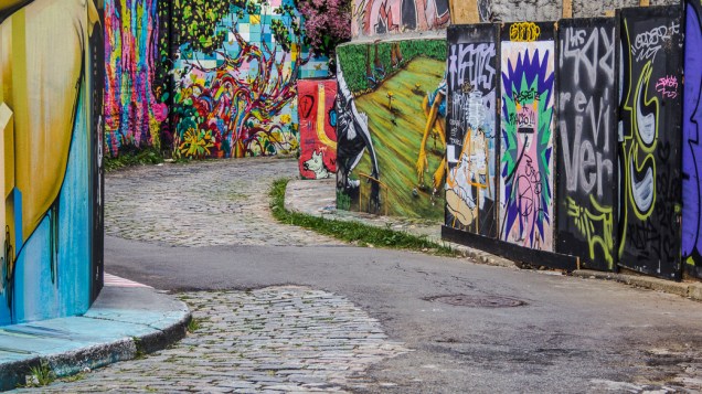 <p>Sob o Beco do Batman, na Vila Madalena, corre o Rio Verde</p>