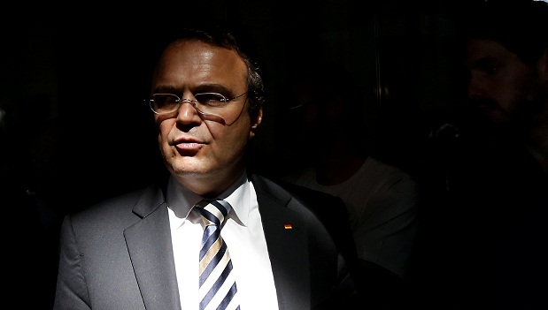 Hans-Peter Friedrich apresentou renúncia nesta sexta-feira