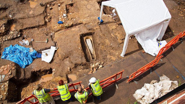 <p>As escavações foram feitas em um estacionamento em Leicester, no centro da Grã-Bretanha</p>