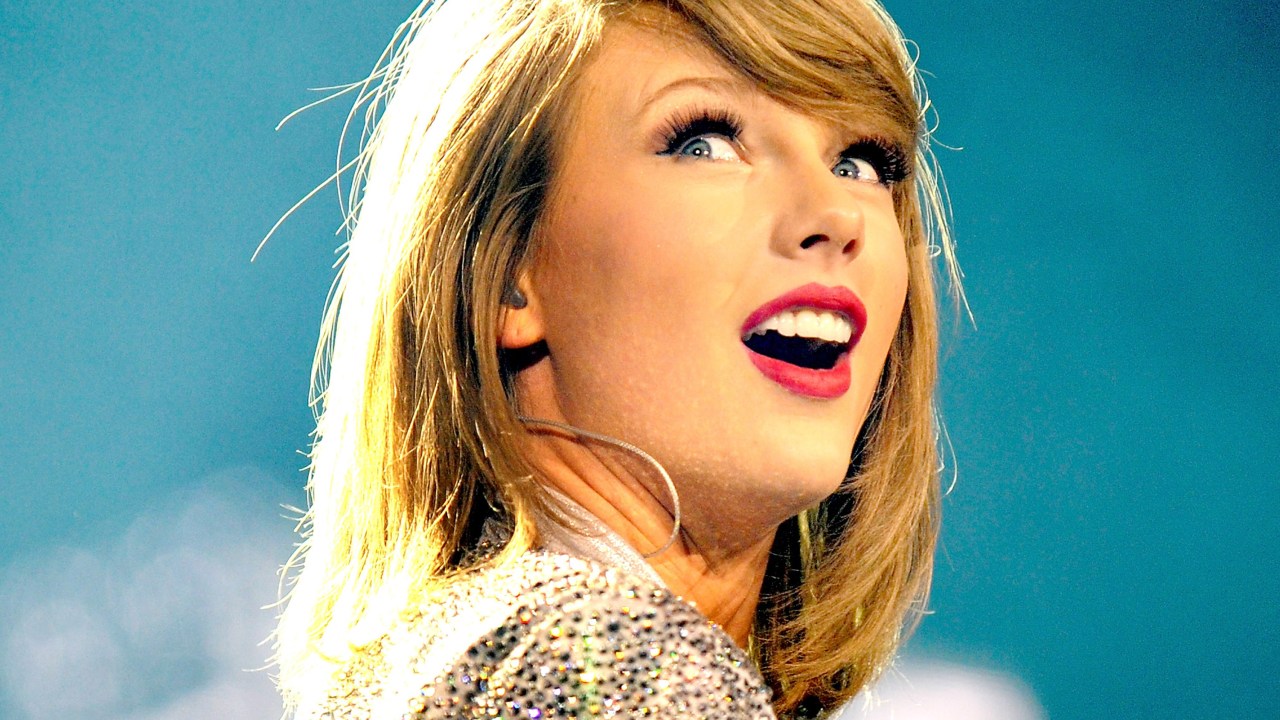A cantora Taylor Swift em show em Manchester, na Inglaterra
