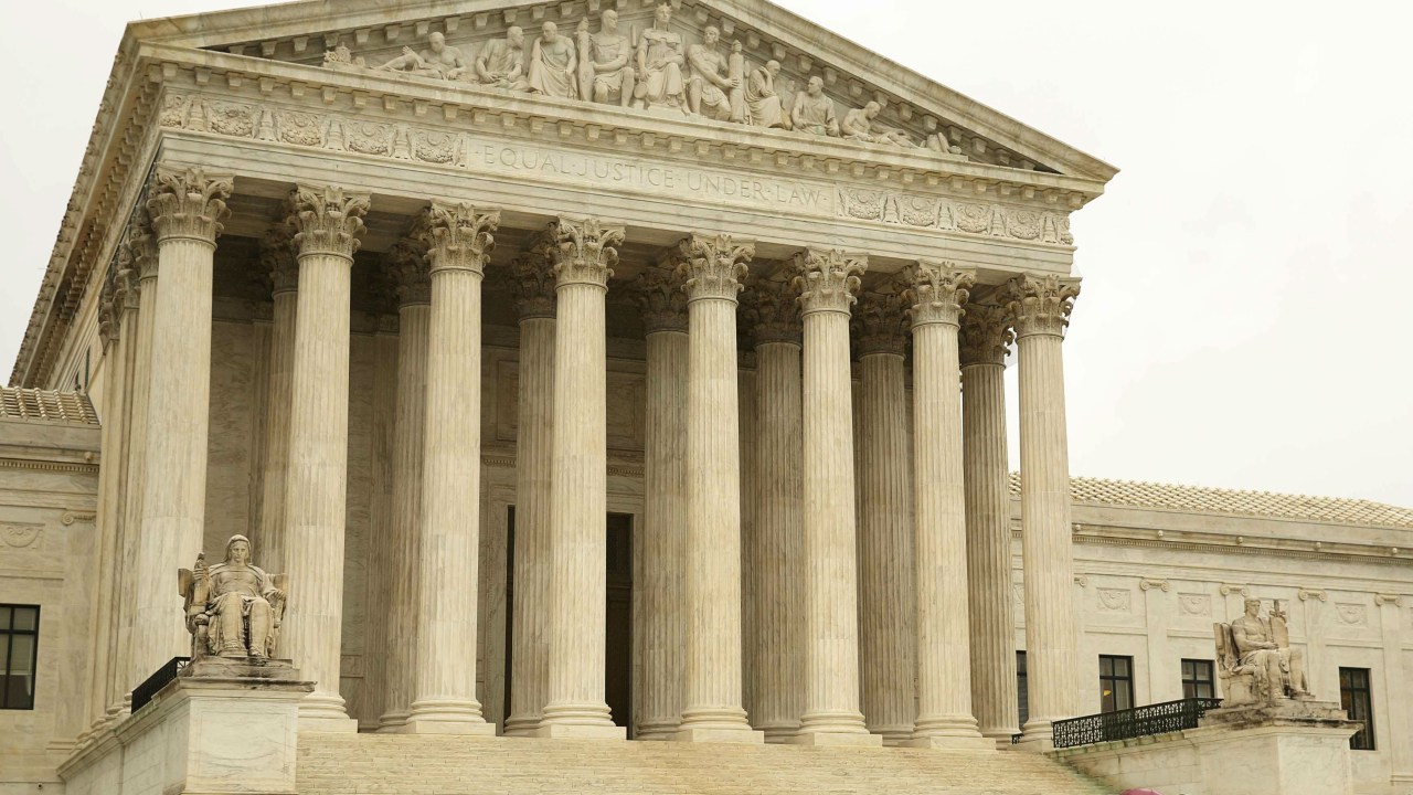 A Suprema Corte dos Estados Unidos, localizada na capital Washington