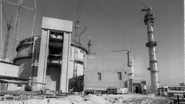 Foto de dezembro de 1996 mostra a usina nuclear de Bouchehr, no Irã