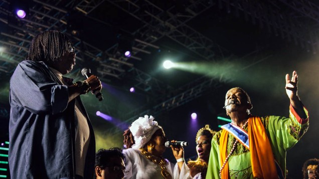  Naná Vasconcelos e Milton Nascimento, durante a abertura do Carnaval de Recife, no Marco Zero