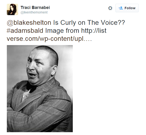 Curly está no The Voice?, pergunta a usuária do Twitter, lembrando o comediante do grupo Os Três Patetas