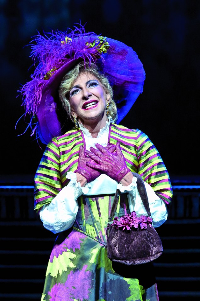 Marília Pêra na peça Alô, Dolly (2012)