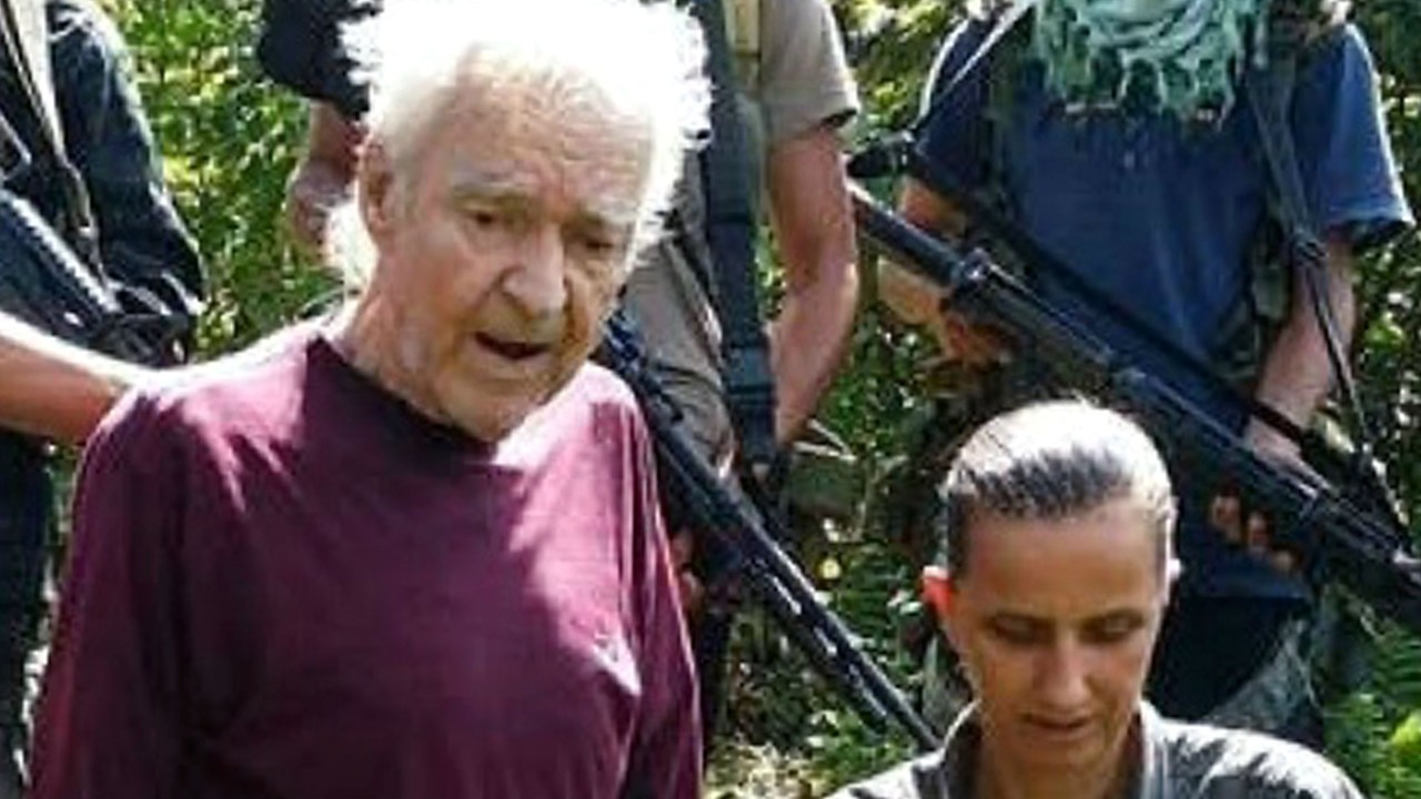 Os alemães Stefan O, de 71 anos, e Henrike D, 55, foram ameaçados de morte pelo grupo terrorista filipino Abu Sayyaf, aliado do Estado Islâmico (EI)