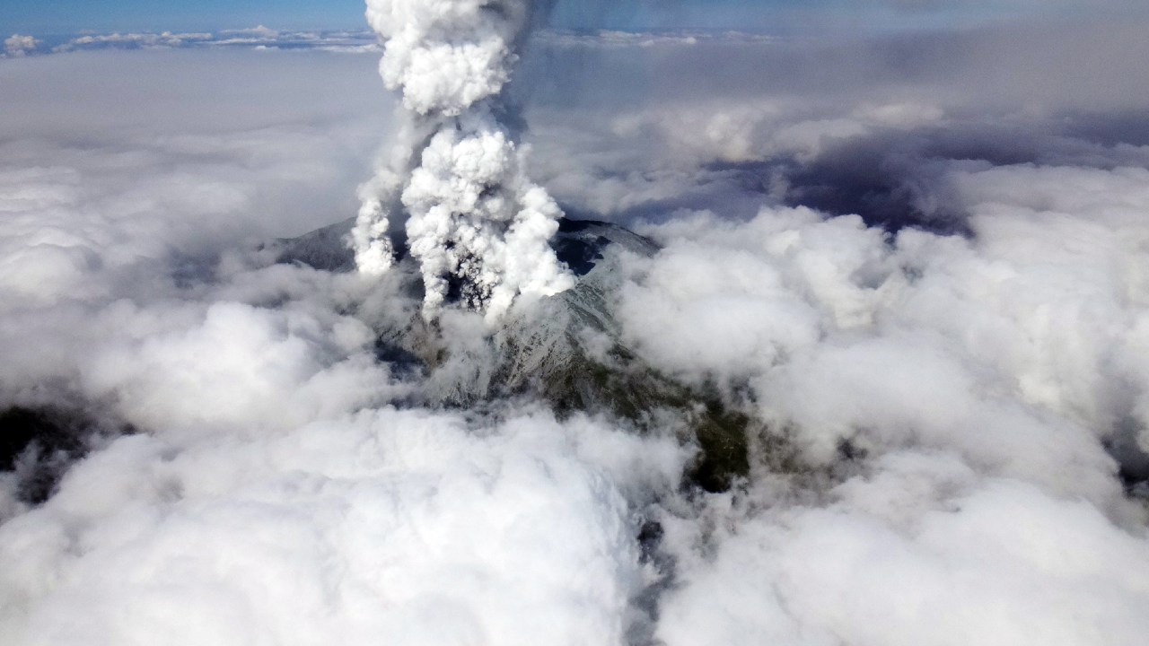 Monte Ontake, o segundo maior vulcão do Japão, tem 3 067 metros