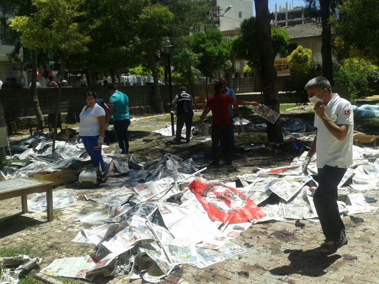Explosão em Suruc, na Turquia deixou mais de 20 mortos