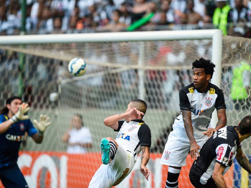 Partida entre Atlético-MG e Corinthians, no Estádio Independência em Belo Horizonte (MG)