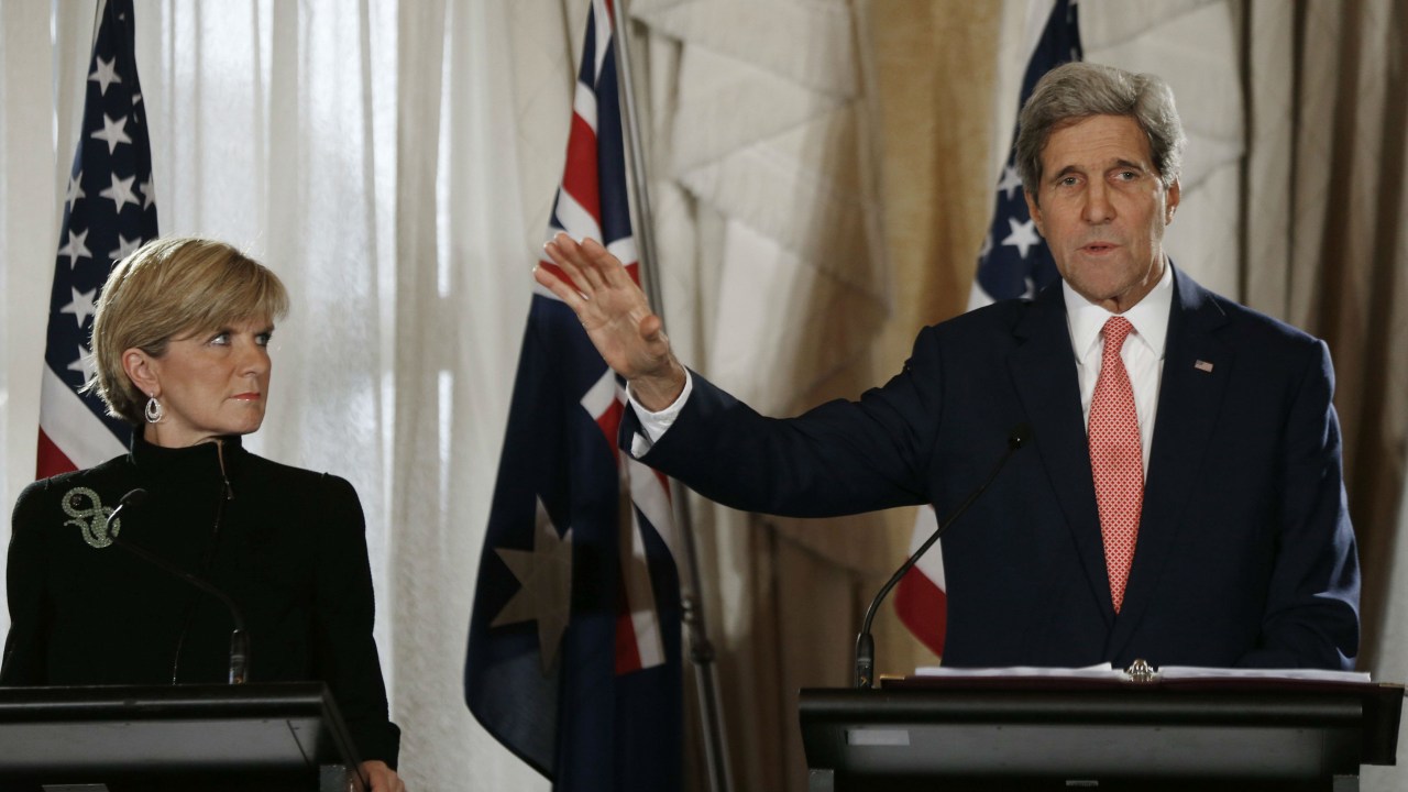 A ministra de Relações Exteriores da Austrália, Julie Bishop, e o secretário de Estado americano, John Kerry