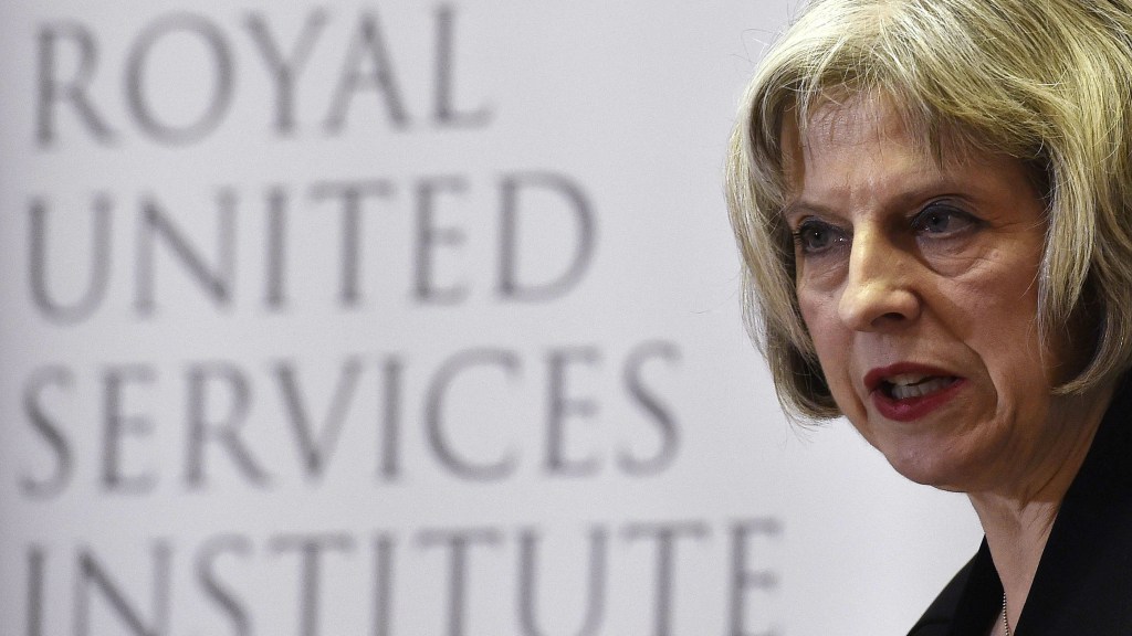 A secretária de assuntos internos da Grã-Bretanha, Theresa May