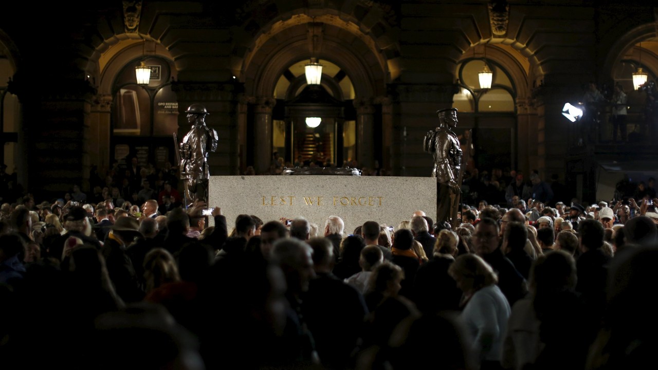 Homenagens em Sidney durante o Dia de Anzac de 2015