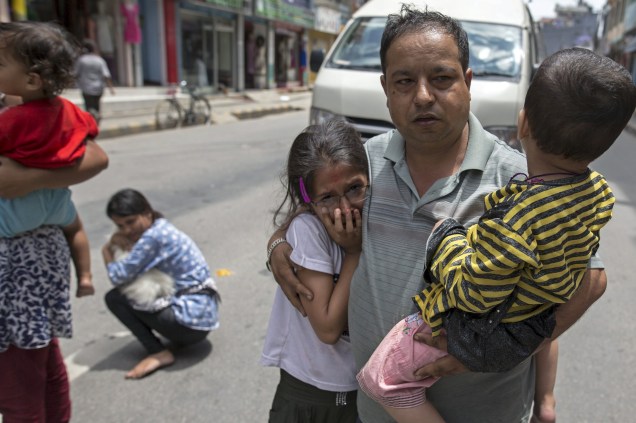 Nepaleses se apavoraram com o novo tremor no país