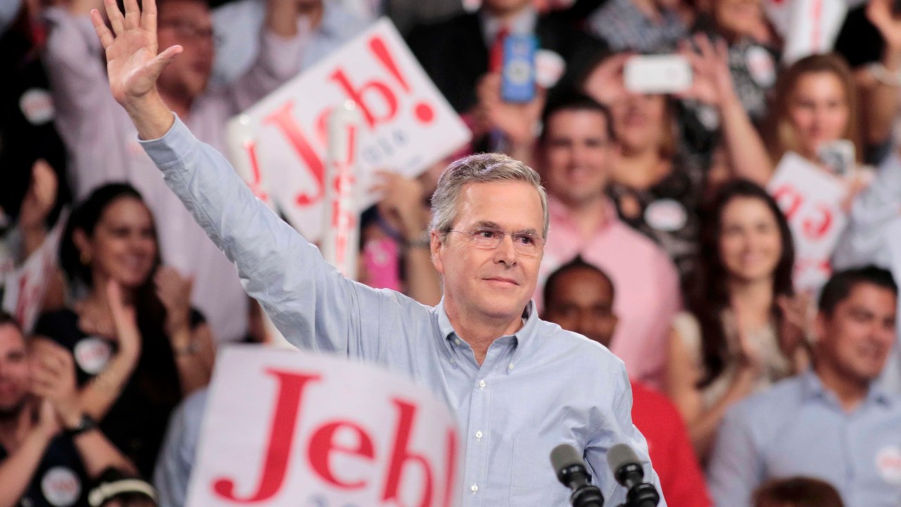 Jeb Bush lançou oficialmente sua candidatura às eleições americanas pelo Partido Republicano em Miami, na Flórida