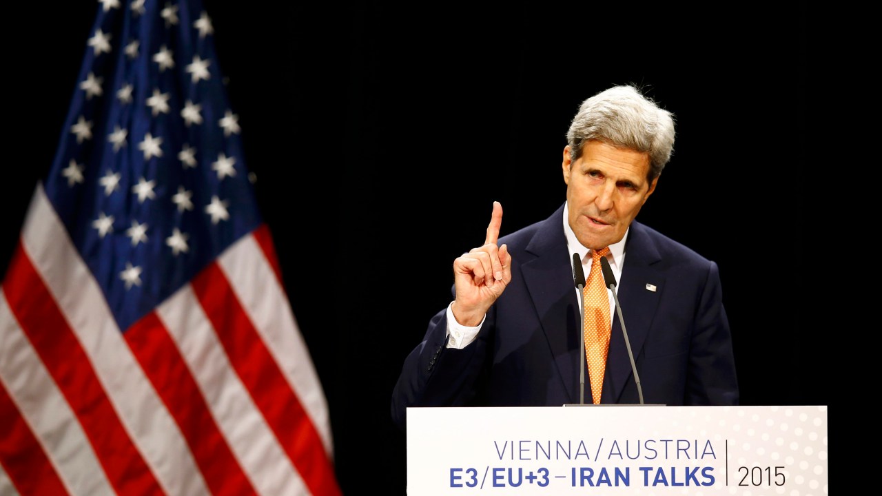 O Secretário de Estado americano, John Kerry, faz seu pronunciamento oficial sobre o acordo nuclear iraniano em Viena