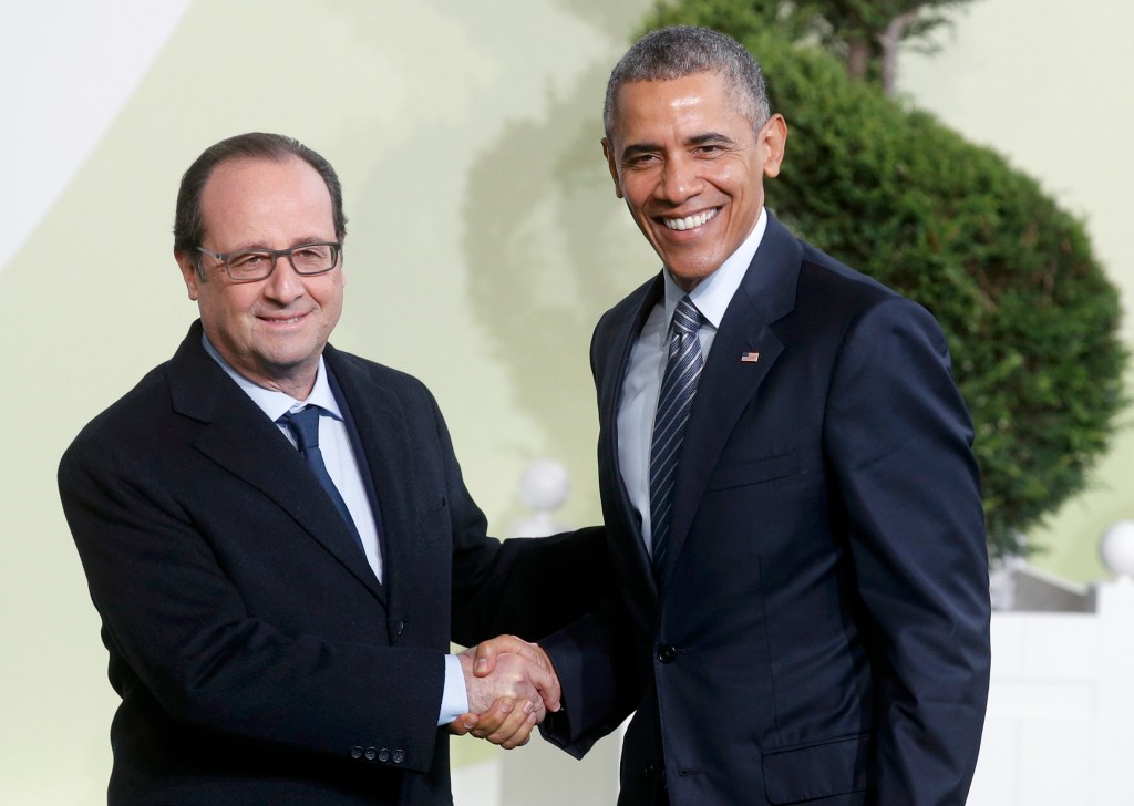 Os presidentes da França e dos Estados Unidos, François Hollande e Barack Obama, na abertura da conferência do clima (COP-21), em Paris