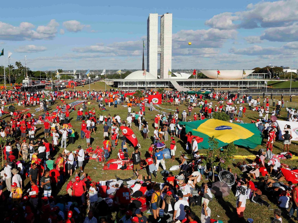 Manifestação contra do impeachment da presidente Dilma Rousseff em Brasília