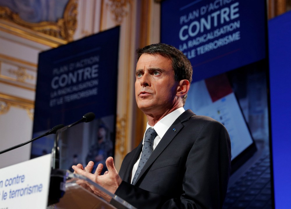 O premiê francês, Manuel Valls, durante anúncio de novo plano antiterrorismo