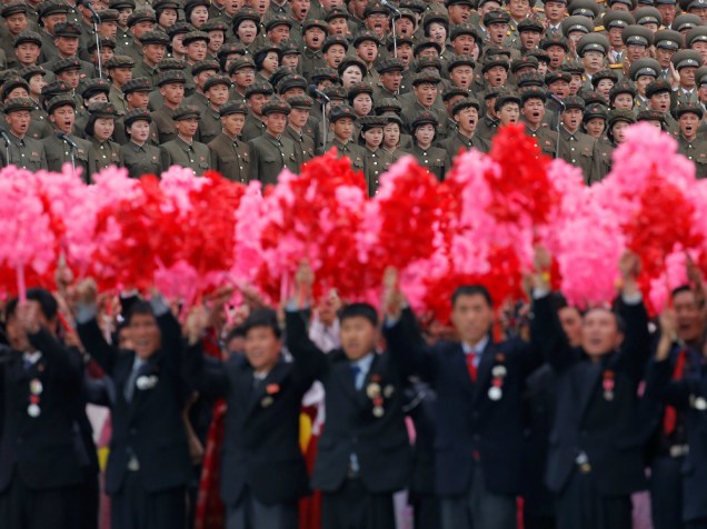 Desfile que celebra o último dia do congresso do Partido dos Trabalhadores da Coreia do Norte, o primeiro em 36 anos