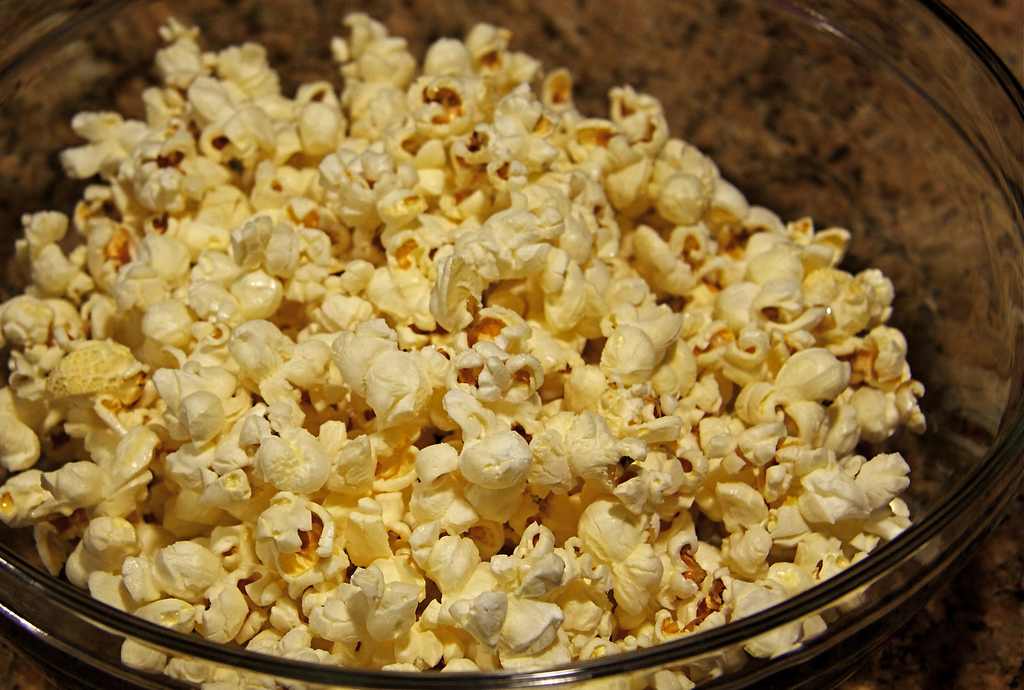 Transformar a sala de casa em cinema nunca foi tão fácil
