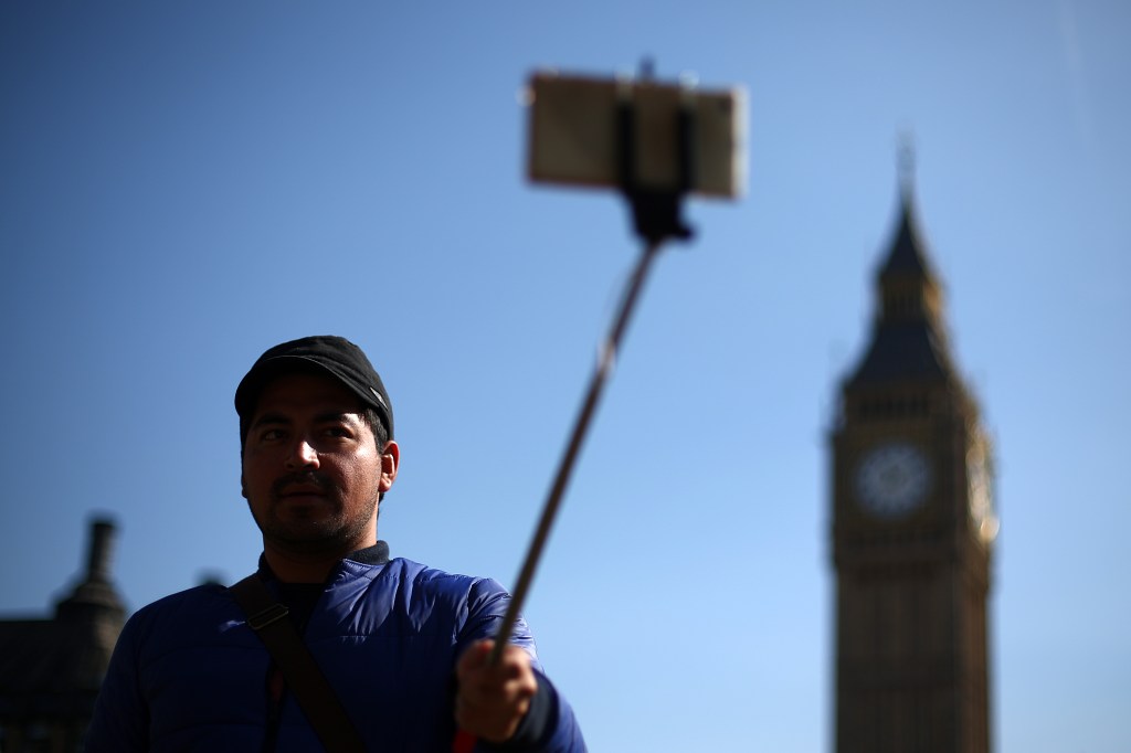 Além de Wimbledon, times como Tottenham e Arsenal, da Inglaterra, também proibiram o "pau-de-selfie"