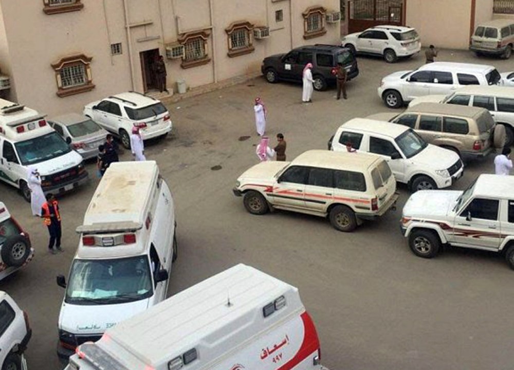 Movimentação após atentado em escola de Jazan, na Árabia Saudita