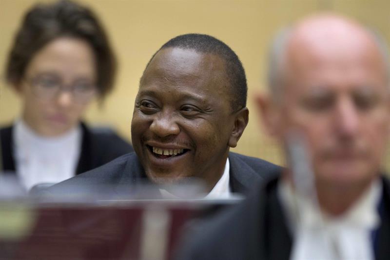 O presidente queniano Uhuru Kenyatta no tribunal de Haia, na Holanda