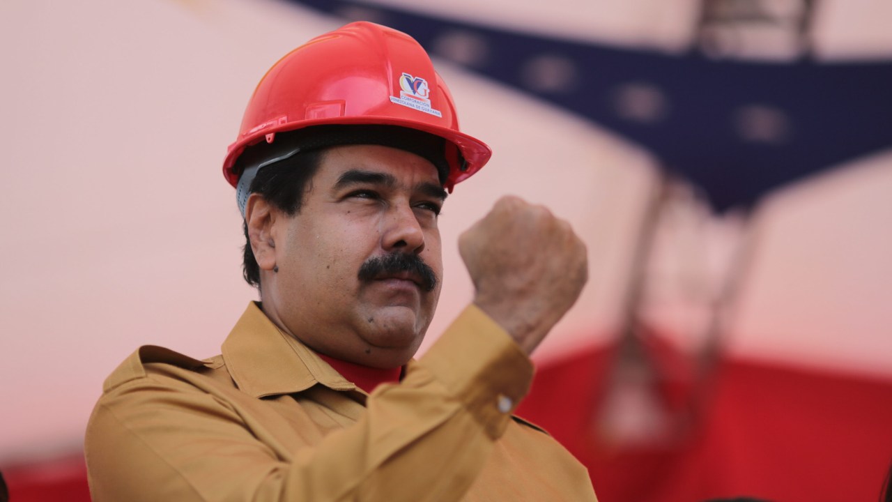 Nicolás Maduro em evento com operários da construção civil no Estado de Bolívar