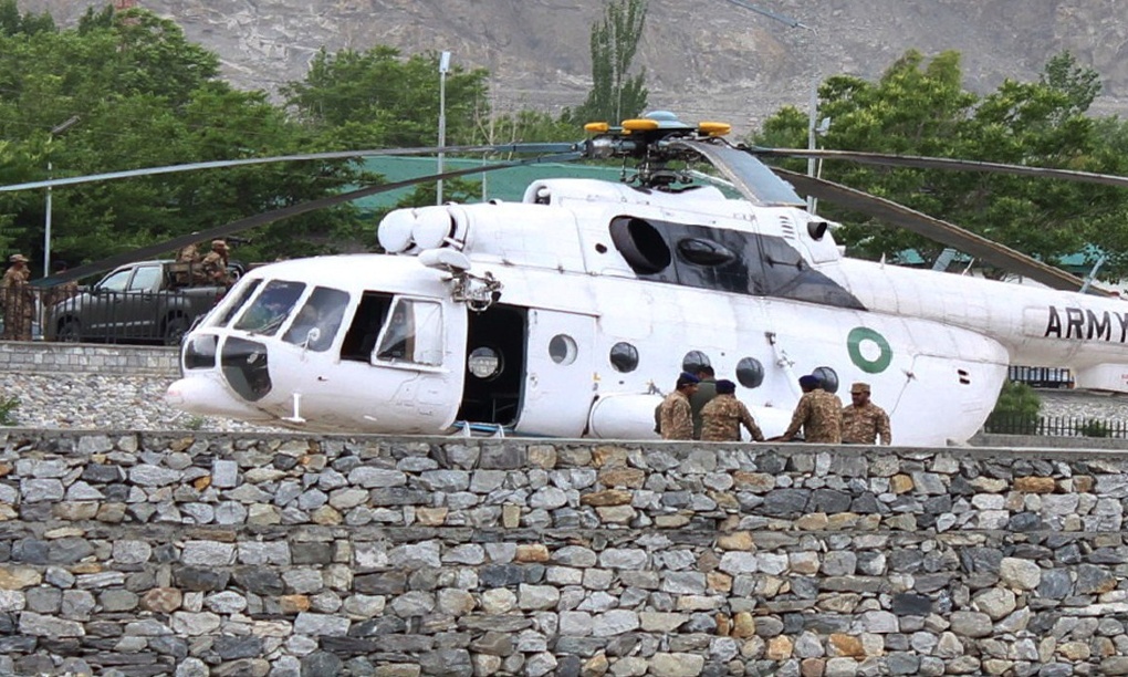 Helicóptero do Exército paquistanês similar à aeronave que caiu