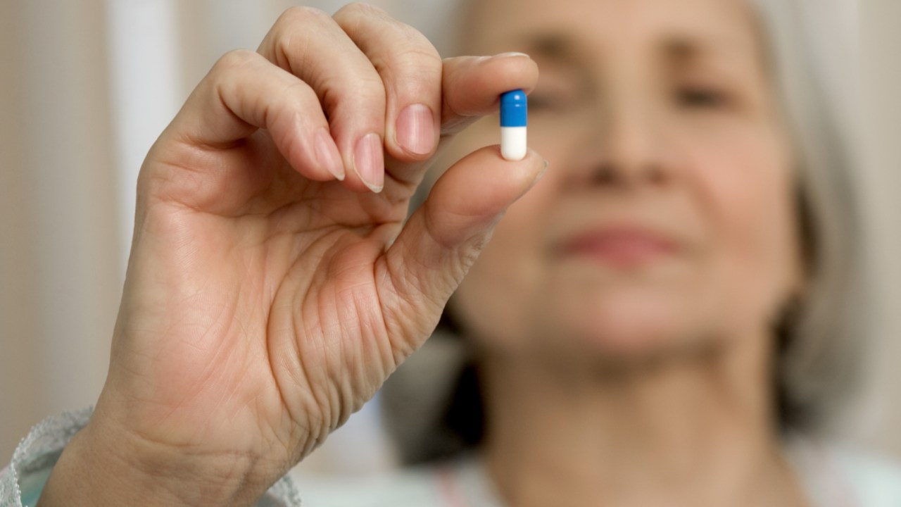 Envelhecimento: cientistas testam droga para fortalecer o sistema de defesa de idosos