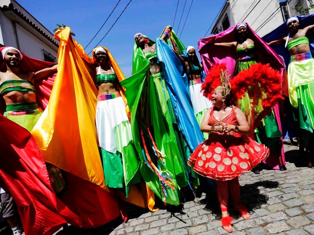 Tradicional Bloco das Carmelitas, em Santa Teresa reune foliões no Rio de Janeiro, nesta quinta-feira (05)