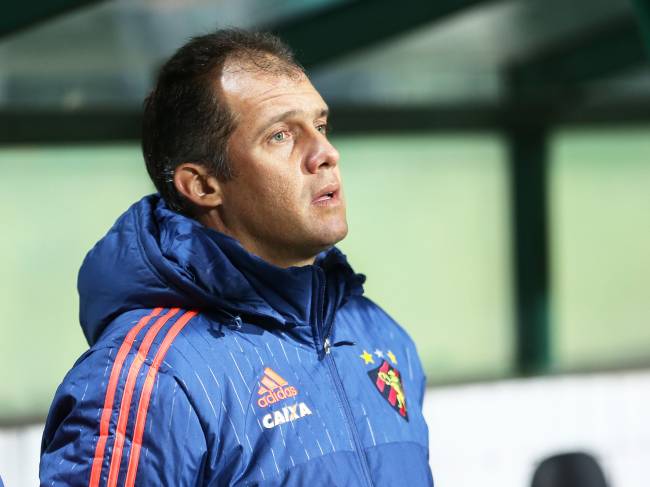 Eduardo Baptista deixa o Sport e é o novo técnico do Fluminense