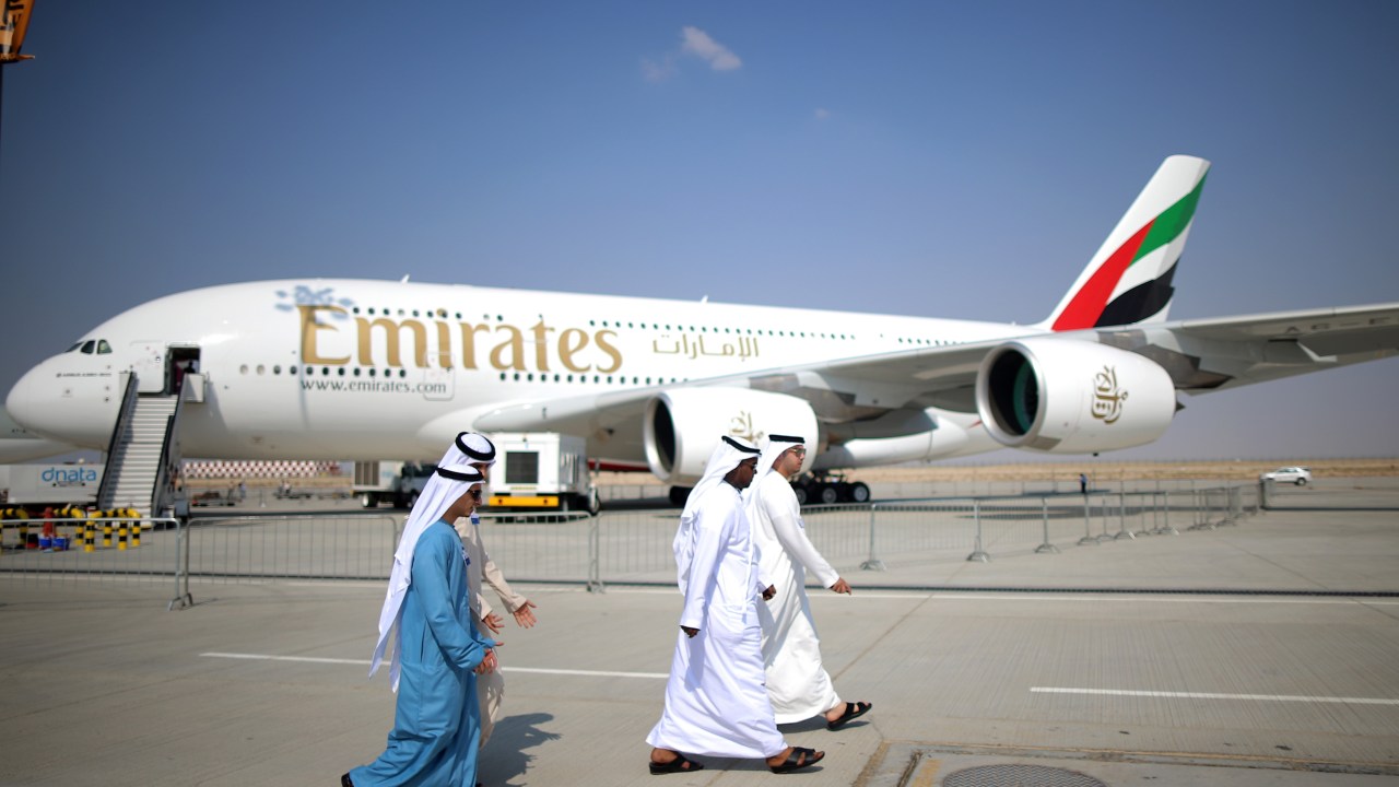 A Emirates fará apenas um voo comemorativo com o A380 para a capital paulista e nega planos para usar permanentemente o avião no país