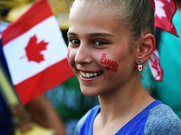 Movimentação do público antes da cerimônia de abertura dos Jogos Pan-Americanos em Toronto, no Canadá