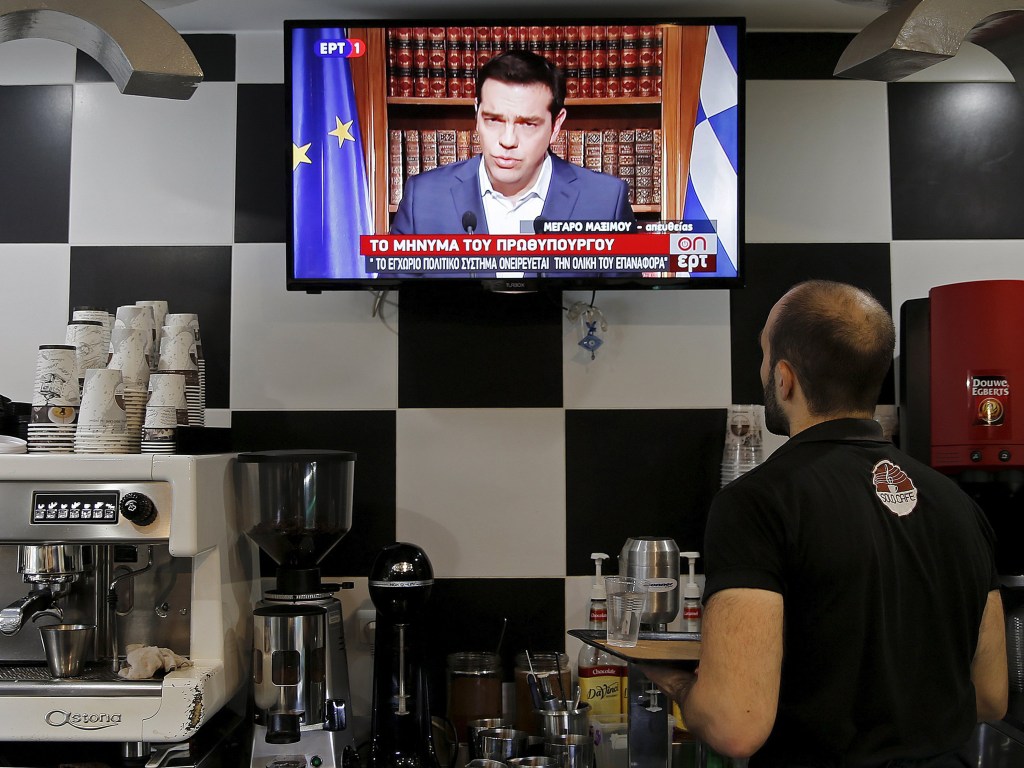 "O 'não' na consulta será um passo decisivo para um acordo melhor", afirmou Tsipras, em discurso na TV
