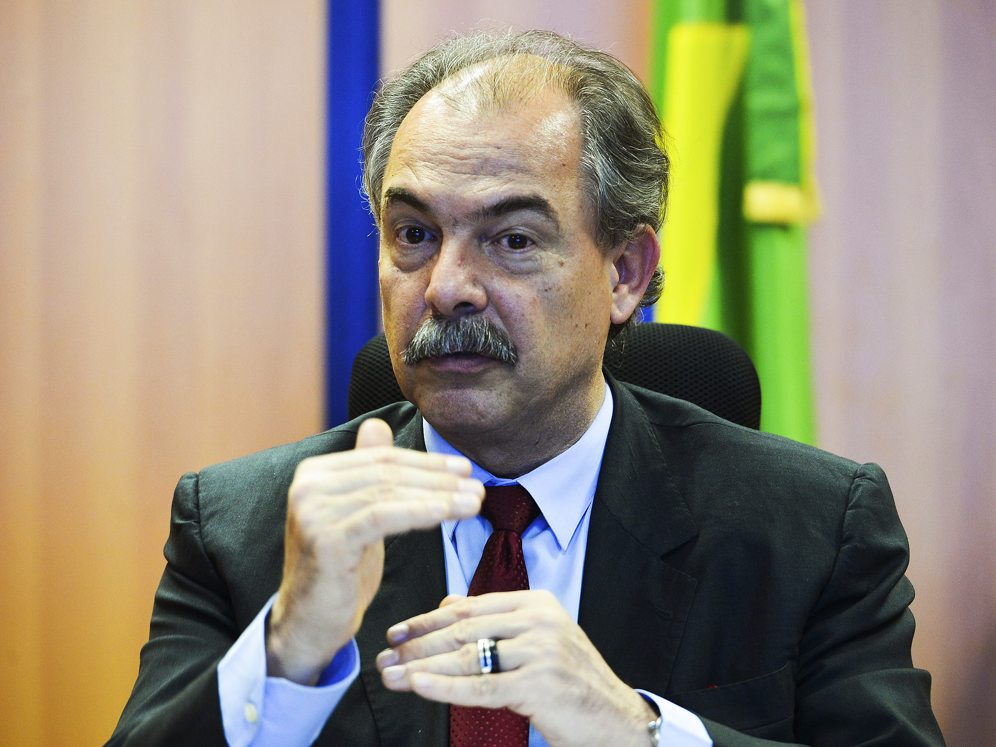 O participante que obteve isenção de taxa no Enem 2015 e não compareceu no dia do exame não terá direito à nova isenção de taxa