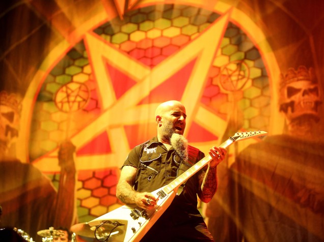 Show da banda americana Anthrax abre a apresentação dos britânicos do Iron Maiden em São Paulo