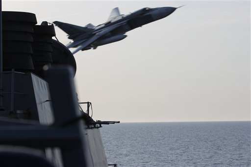 Jato russo SU-24 voa a menos de 10 metros de destróier USS Donald Cook, da Marinha americana, no Mar Báltico