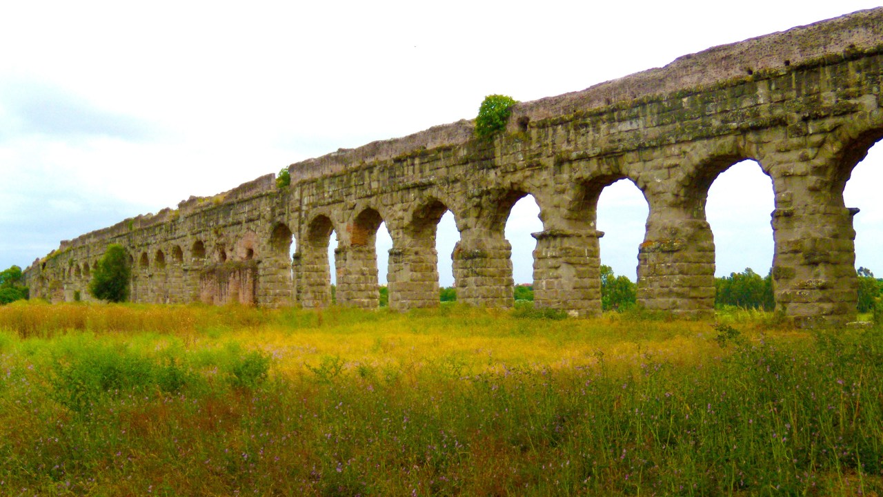 Aqueduto de Anio Novus foi a peça-chave para a urbanização de Roma