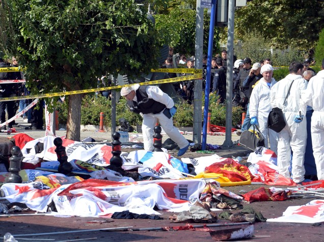 Explosões nos arredores de estação de trem em Ancara matam ao menos 86, neste sábado (10)