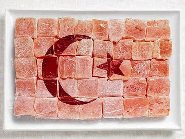 Bandeira da turquia: Majar turco ( sobremesa turca feita de maisena e açúcar, com sabor de água de rosas ou limão