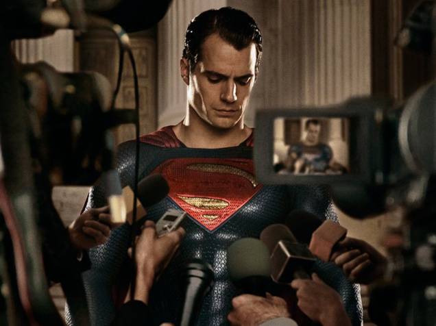 Superman, a verdadeira identidade de Clark Kent (Henry Cavill) no filme Batman vs. Superman - A Origem da Justiça