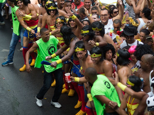 Desfile do bloco Cordão da Bola Preta pelas ruas do centro do Rio de Janeiro