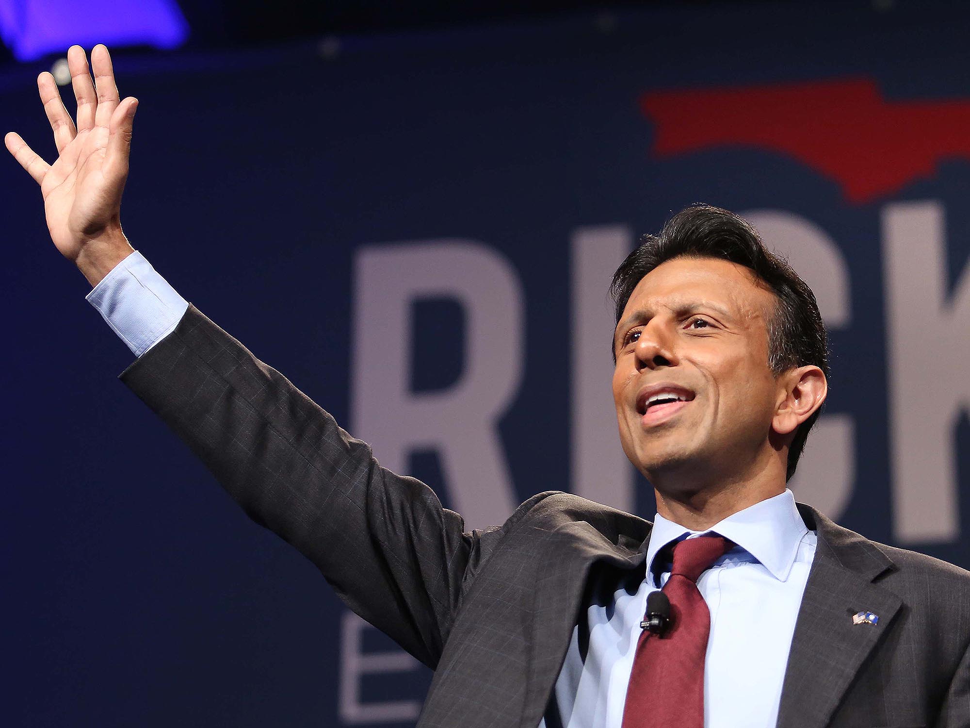 Bobby Jindal, de 44 anos, anunciou sua pré-candidatura à Presidência