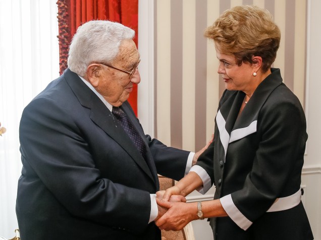 <p>Presidente Dilma Rousseff durante audiência concedida a Henry Kissinger em Nova York - 29/06/2015</p>